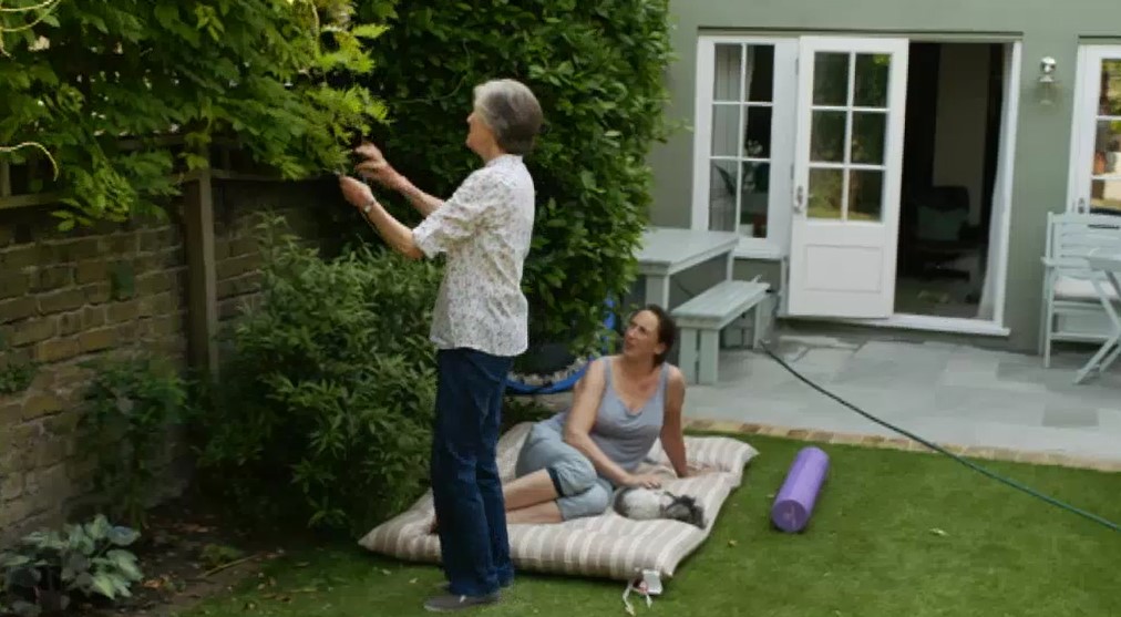 Dee Van Hart and Miranda Hart Dee Van Hart and Miranda Hart