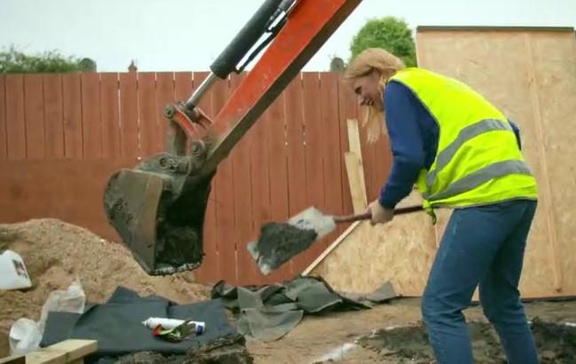Heavy Digger for the clay