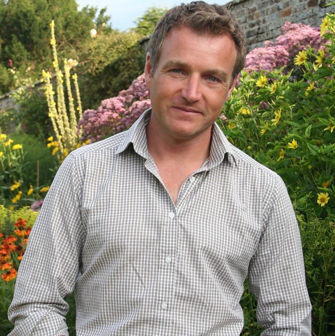 Chris Beardshaw Chris Beardshaw