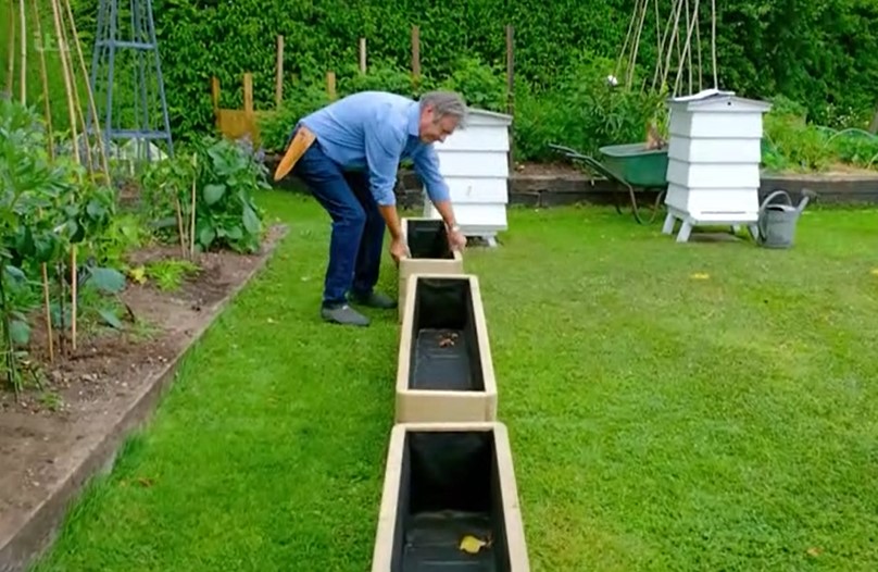 Alan Titchmarsh planters