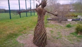 Willow sculptures Willow sculptures