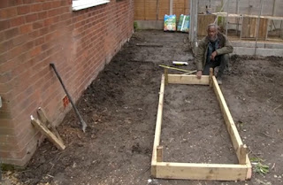 raised bed raised bed