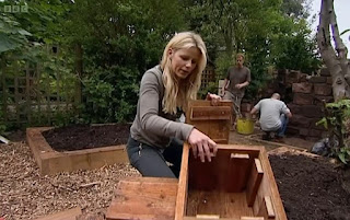 Hedgehog nesting box Hedgehog nesting box